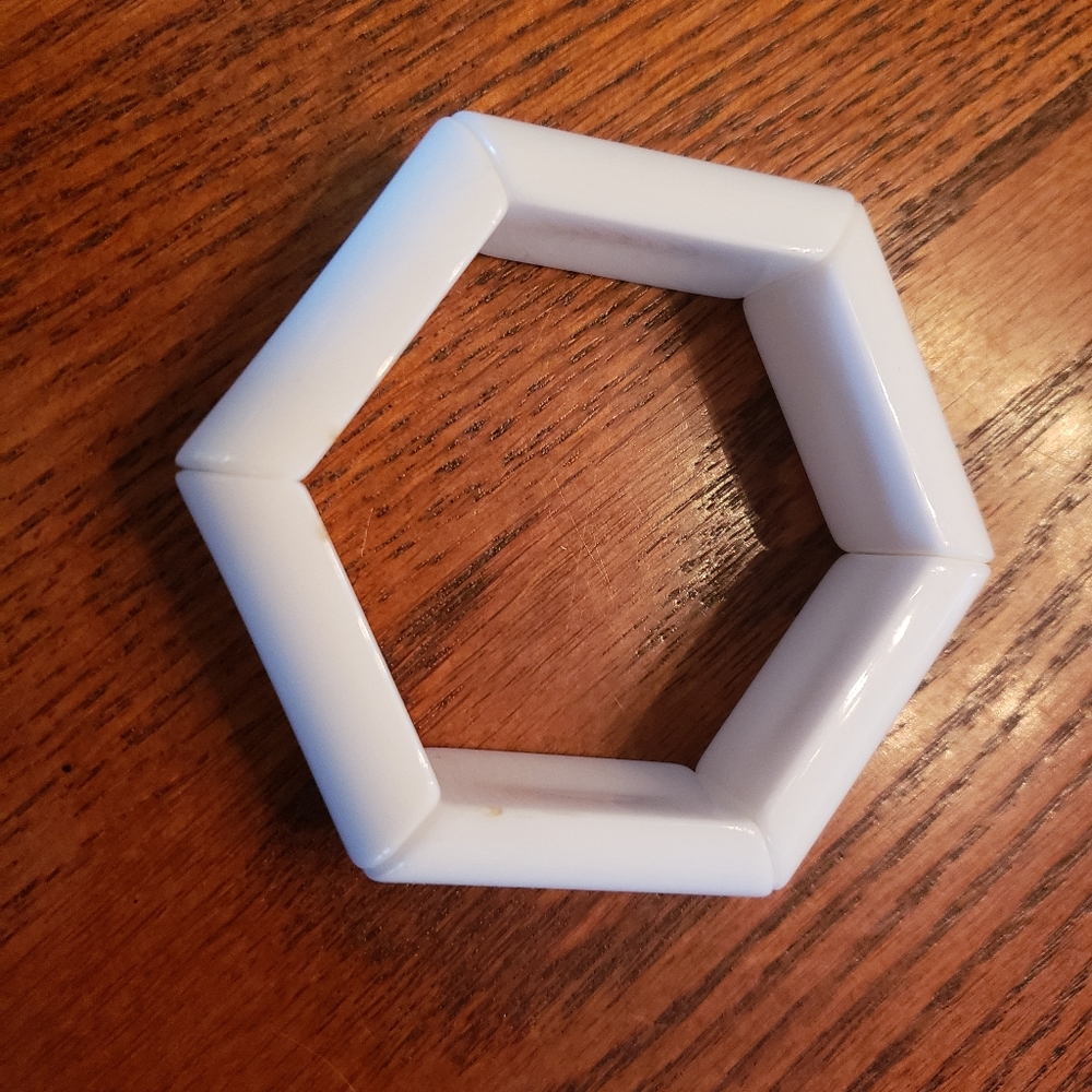 Vintage  stretch white bracelet  circa 1950's